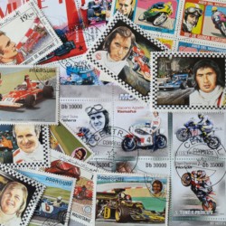 La collezione dei francobolli dei piloti di Formula 1 e MotoGP